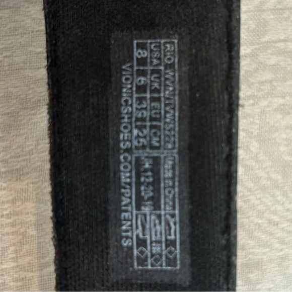 VIONIC Sz 8 Rio Lizard Pattern Velcro Closure Straps Slip On Slides Sandals - Picture 7 of 9